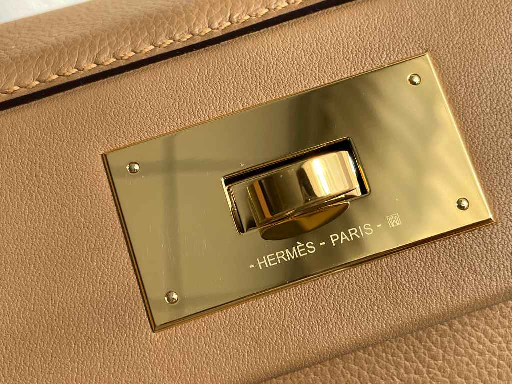 Hermes Kelly