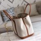 garden bag 30.36 canvas series [love]It's got a lot to offer.One, the price tag is very high, the genuine price is less than 20,000 yuan.The actual bag has a very large capacity, which is why it's also known as a mommy's