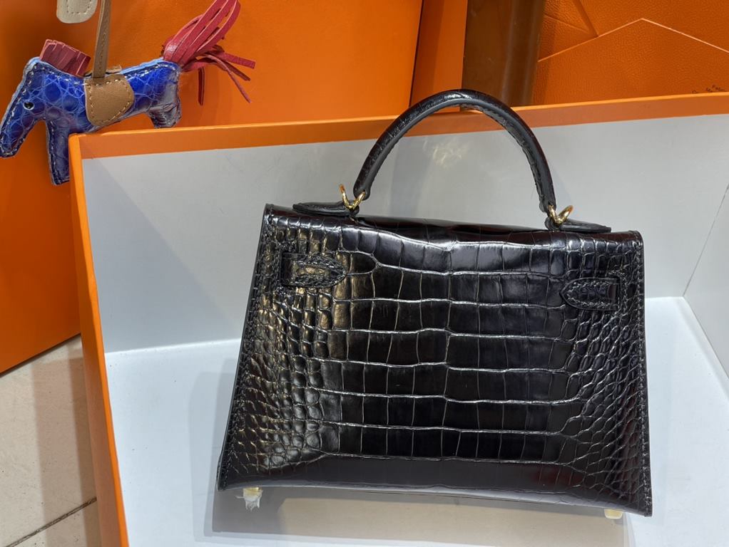 Hermes Kelly