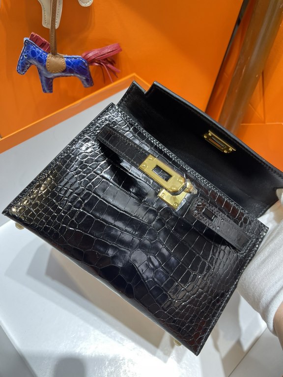 Hermes Kelly