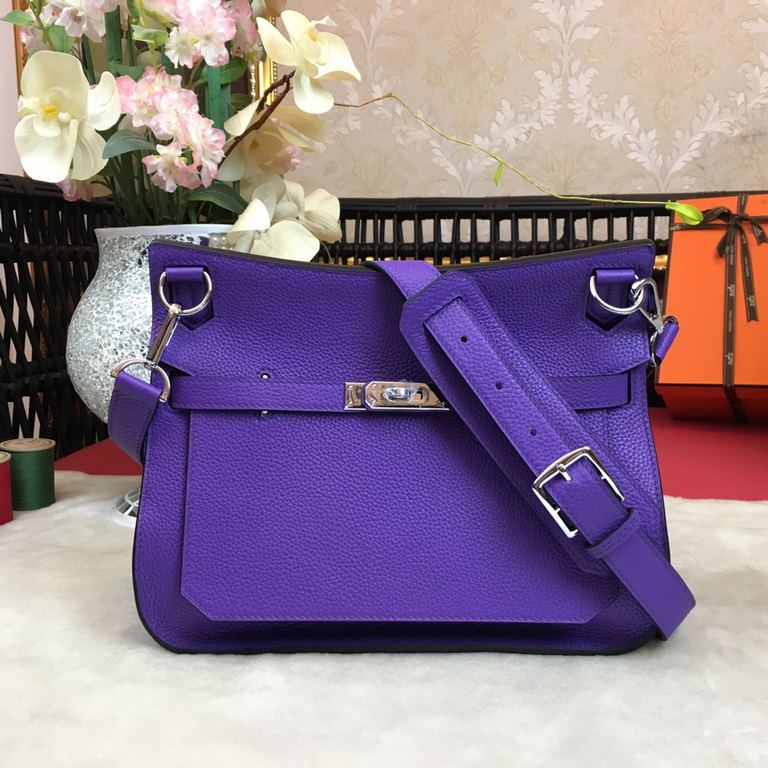 (  Jypsiere) Gypsy 28cm       ♀   ♀ original imported cowhide, special sheepskin lining and original hardware, very casual and young style, shoulder crossbody can be, the version is super good Oh [love] [love] Size 28cm 