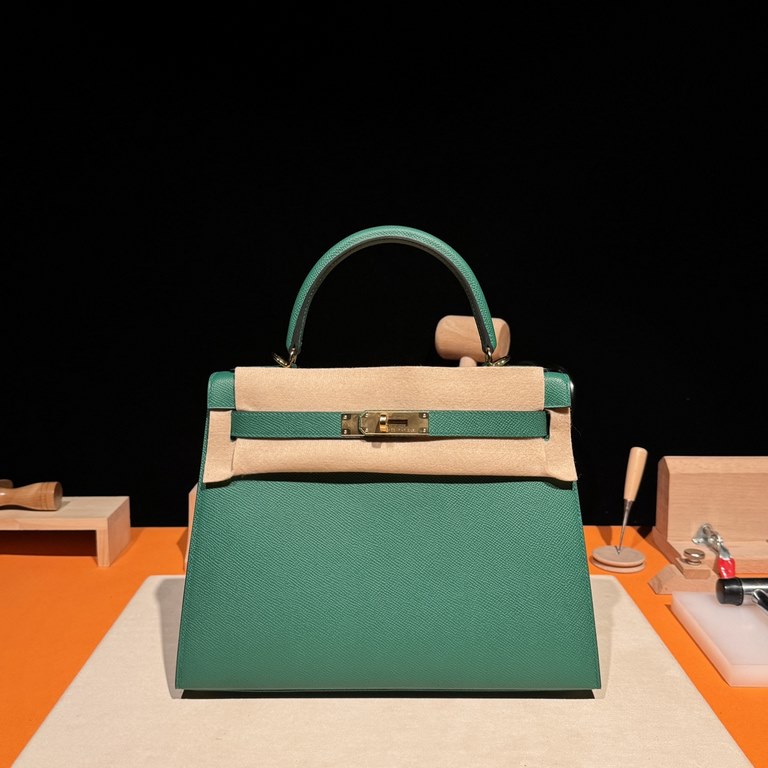 Hermes Kelly