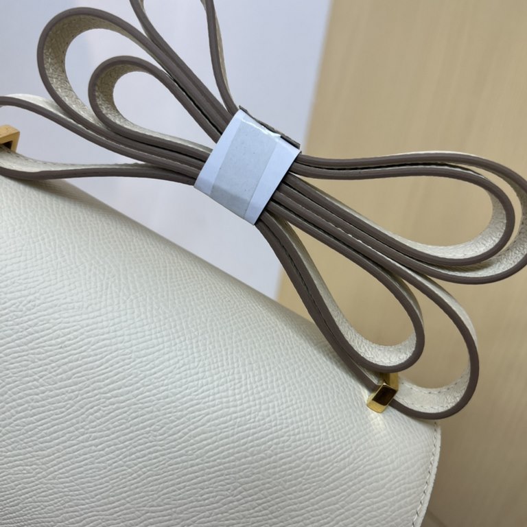 Spot KK19 Milkshake WhiteFrance Haas Leather Factory epsom Leather Kang Kang 19cmFull hand-stitched waxed stitching Full steel hardware Sheepskin lining