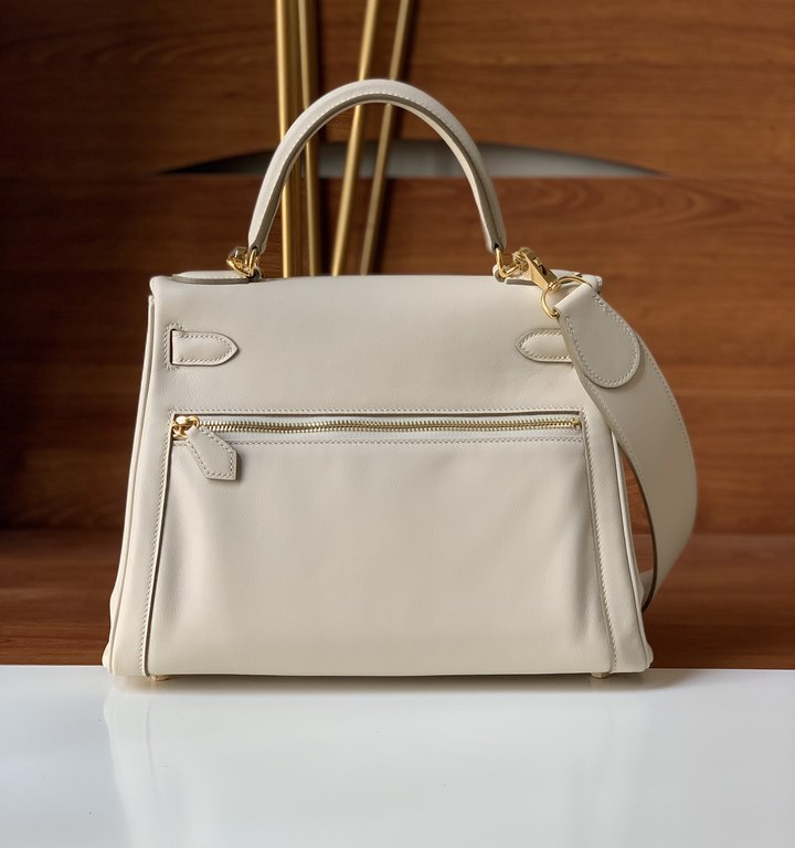 Hermes Kelly