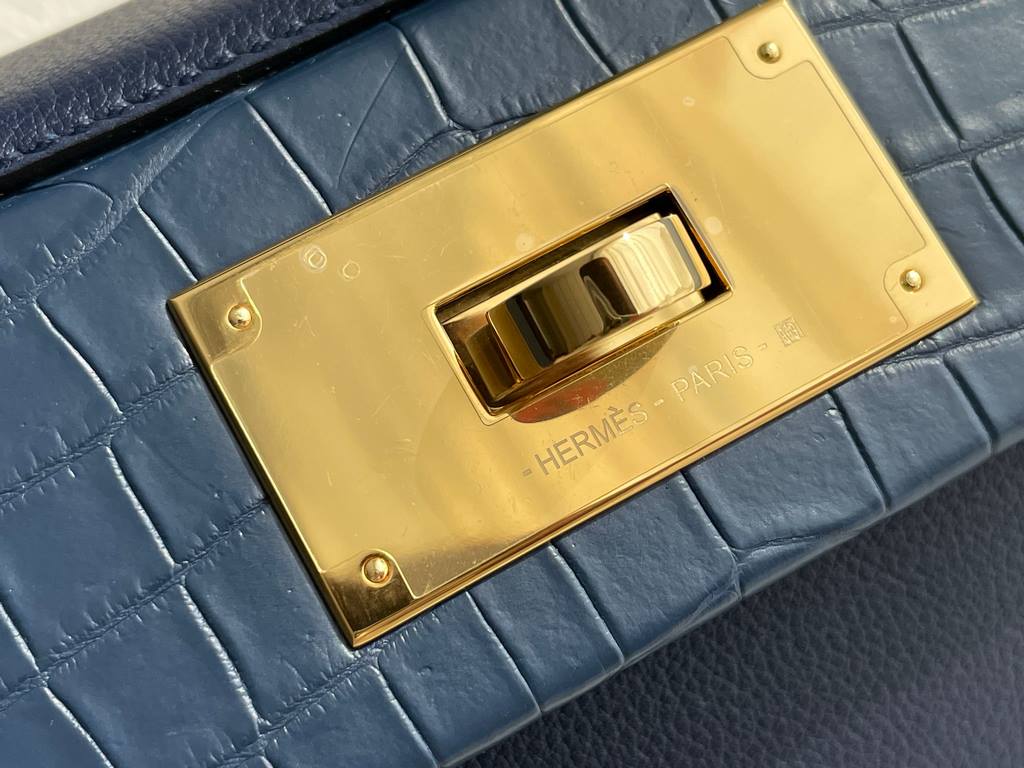 Hermes Kelly