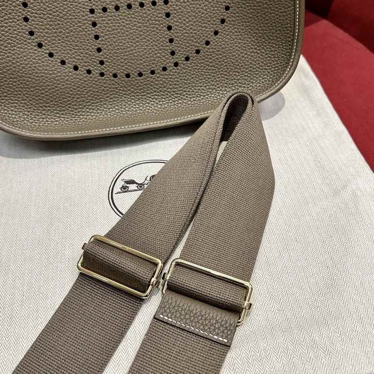 Evelyne 29cm, ck18, Clemence, gold, all handmadeEvelyne 29cm, Elephant Grey, TC Leather, Gold Buckle, All Handmade CustomizedCustomer order   customer order