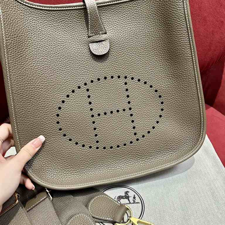 Evelyne 29cm, ck18, Clemence, gold, all handmadeEvelyne 29cm, Elephant Grey, TC Leather, Gold Buckle, All Handmade CustomizedCustomer order   customer order