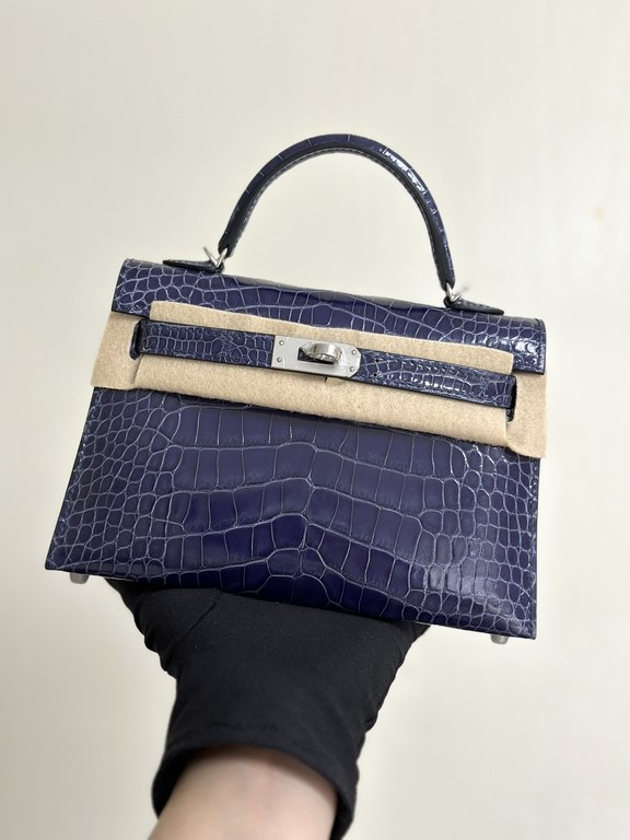 Hermes Kelly