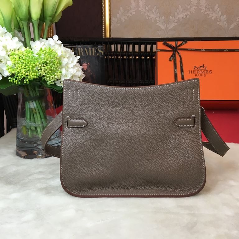 (  Jypsiere) Gypsy 28cm       ♀   ♀ original imported cowhide, special sheepskin lining and original hardware, very casual and young style, shoulder crossbody can be, the version is super good Oh [love] [love] Size 28cm 