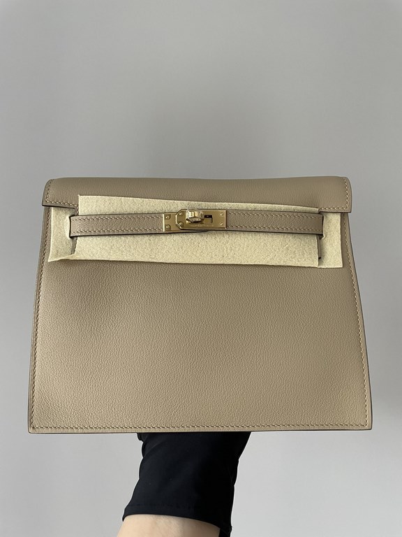 Hermes Kelly