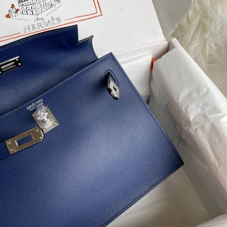 Hermes Kelly