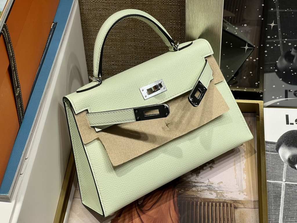 Hermes Kelly