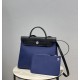 Herbag navy blueSuper handsome commuter bag, between casual and formal, casual without losing elegance, the combination of canvas and cowhide  leather, the outer seams are stiff and stylish.The combination of canvas and c