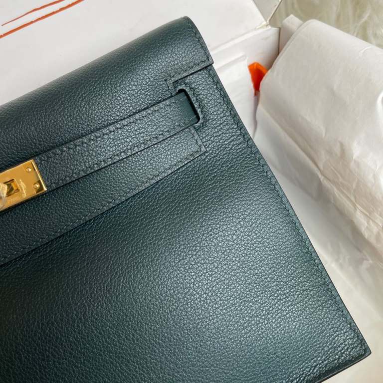 Hermes Kelly