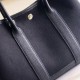 garden bag 30.36 canvas series [love]It's got a lot to offer.One, the price tag is very high, the genuine price is less than 20,000 yuan.The actual bag has a very large capacity, which is why it's also known as a mommy's