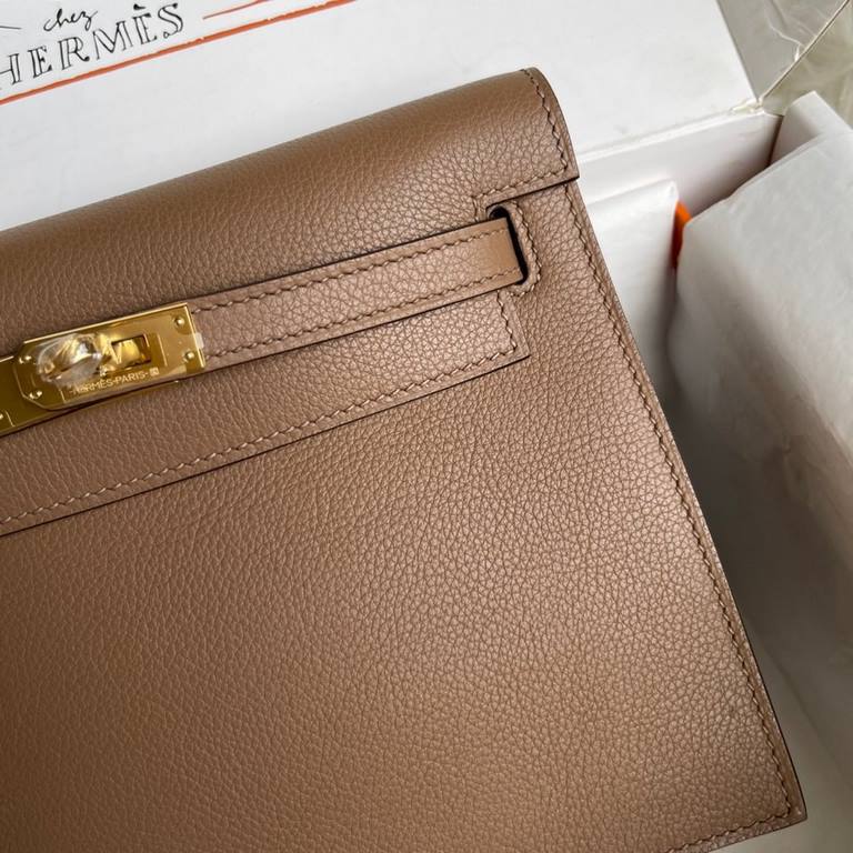 Hermes Kelly