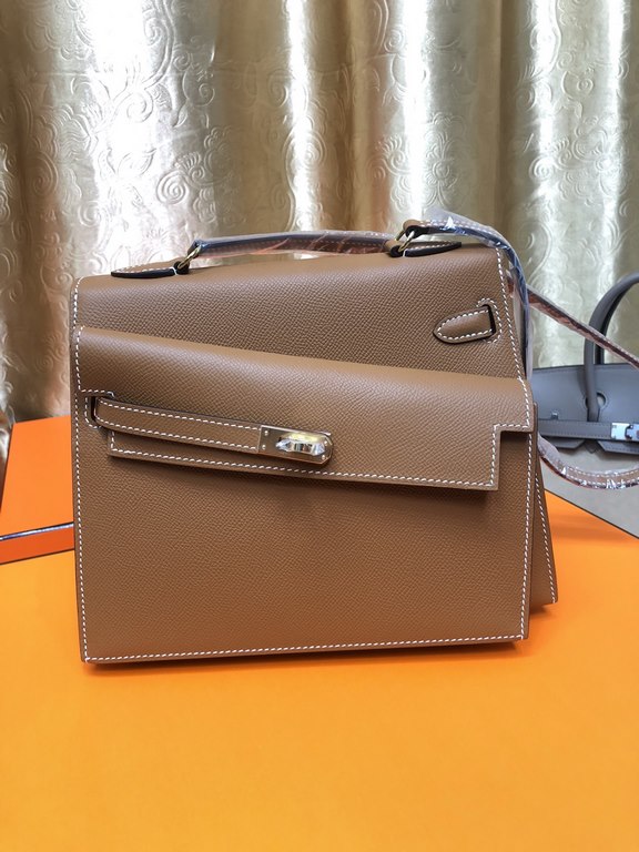 Hermes Kelly