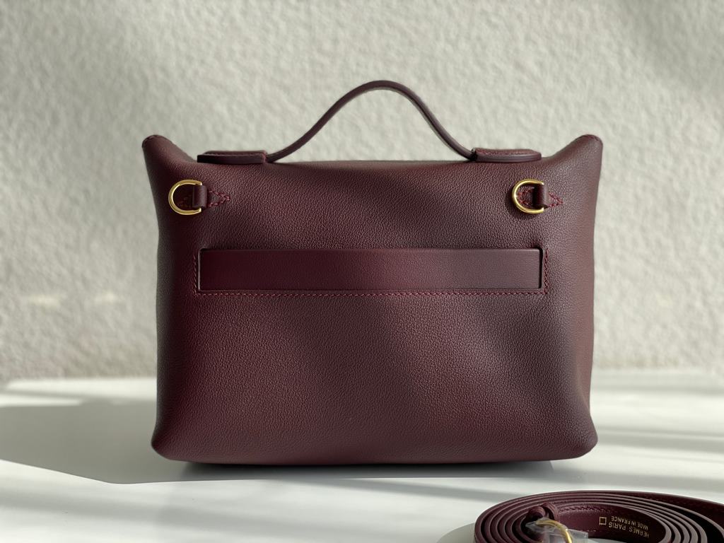 Hermes Kelly