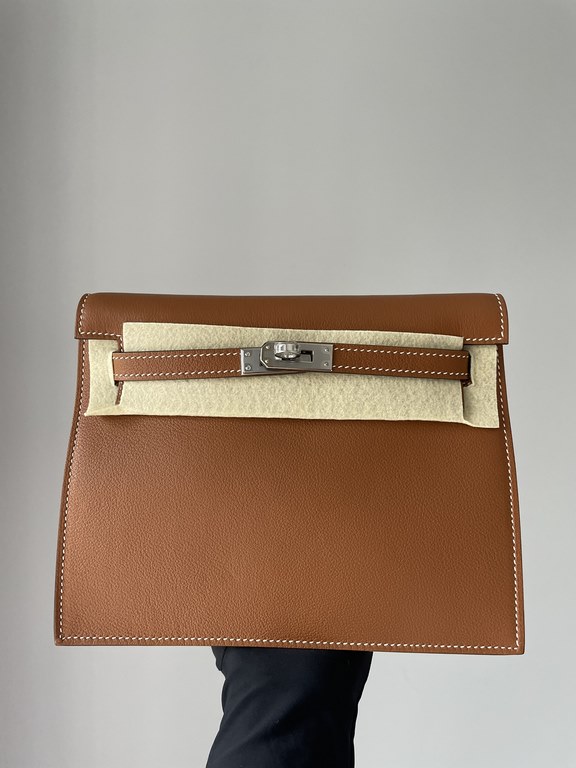 Hermes Kelly