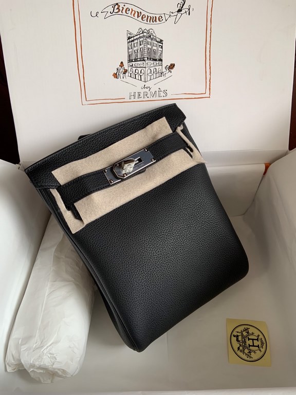 The best fanny packs are here!Hermes HAC A DOSFinally came out a bag in addition to the bkc more durable bag men and women with the same models how to carry a good-looking capacity is also very large rest assured that th