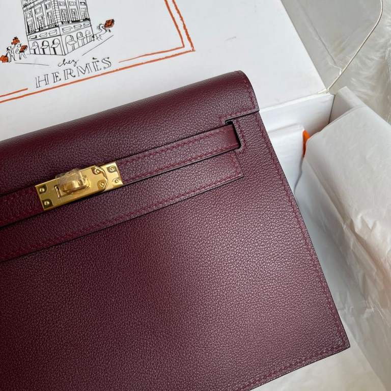 Hermes Kelly