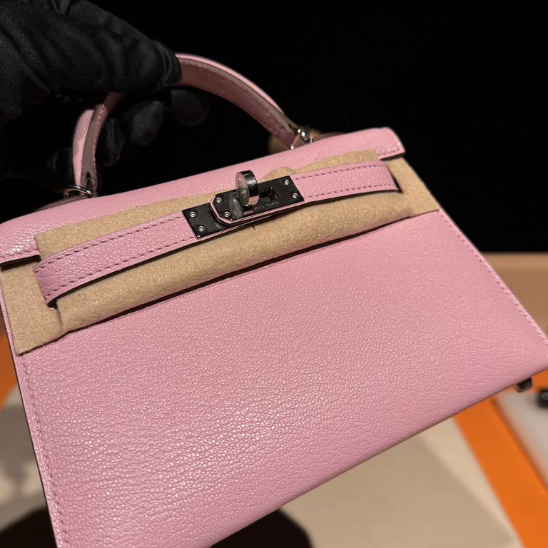 Hermes Kelly