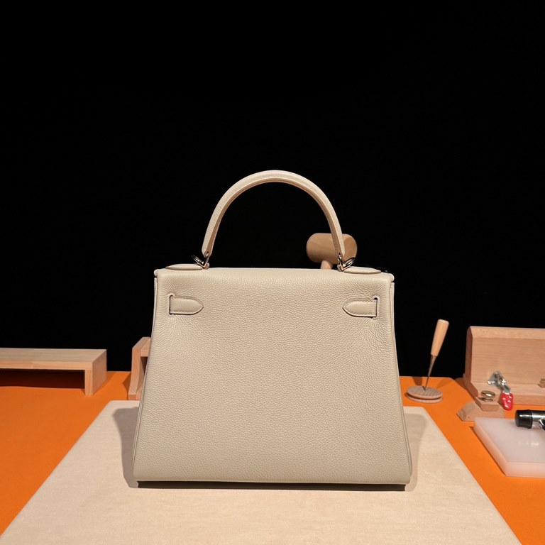 Hermes Kelly