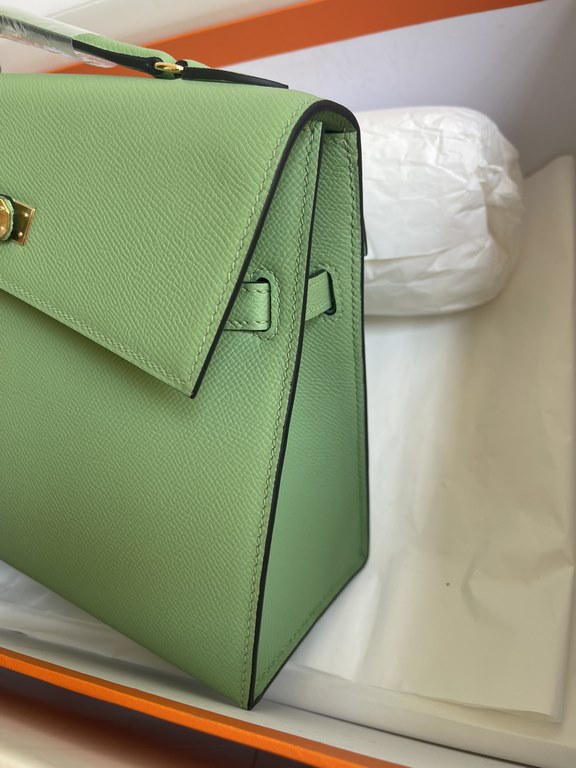 Hermes Kelly