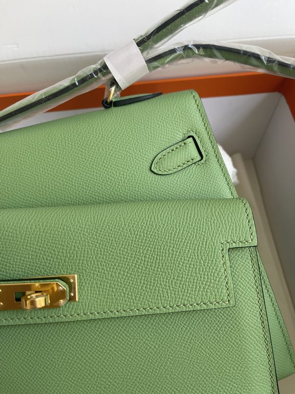 Hermes Kelly