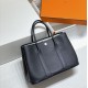 - Garden Bag Black Minimalist Style No limitations on what you can pair with it...preferred by pragmatists.In stock 30Cm 