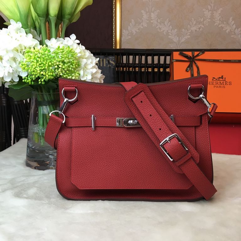 (  Jypsiere) Gypsy 28cm       ♀   ♀ original imported cowhide, special sheepskin lining and original hardware, very casual and young style, shoulder crossbody can be, the version is super good Oh [love] [love] Size 28cm 