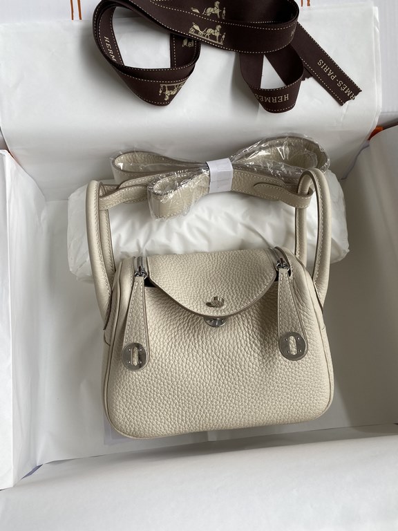 hand maded Mini Lindy 19cm Taurillon Clemence leather white