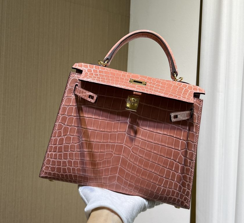 Hermes Kelly