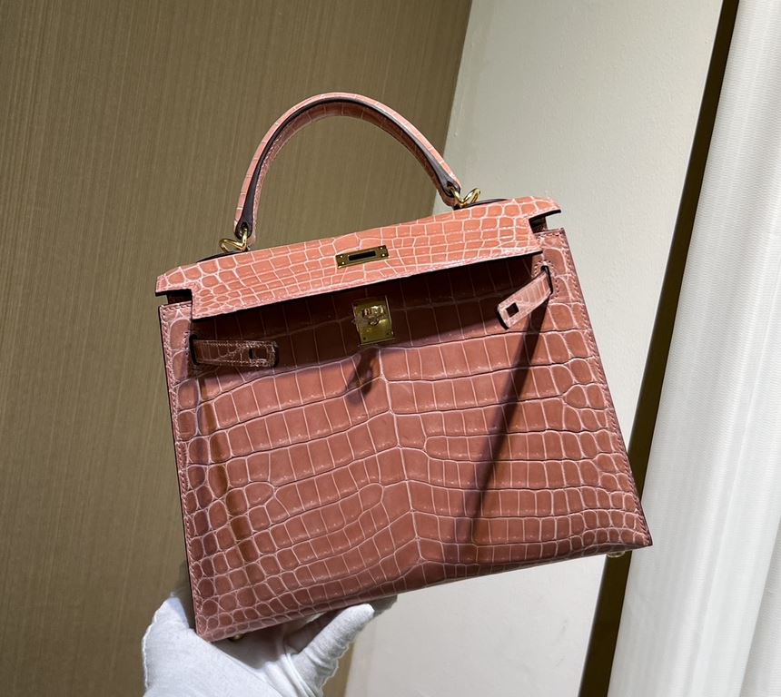 Hermes Kelly