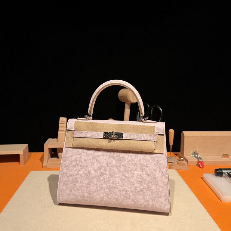 Hermes Kelly