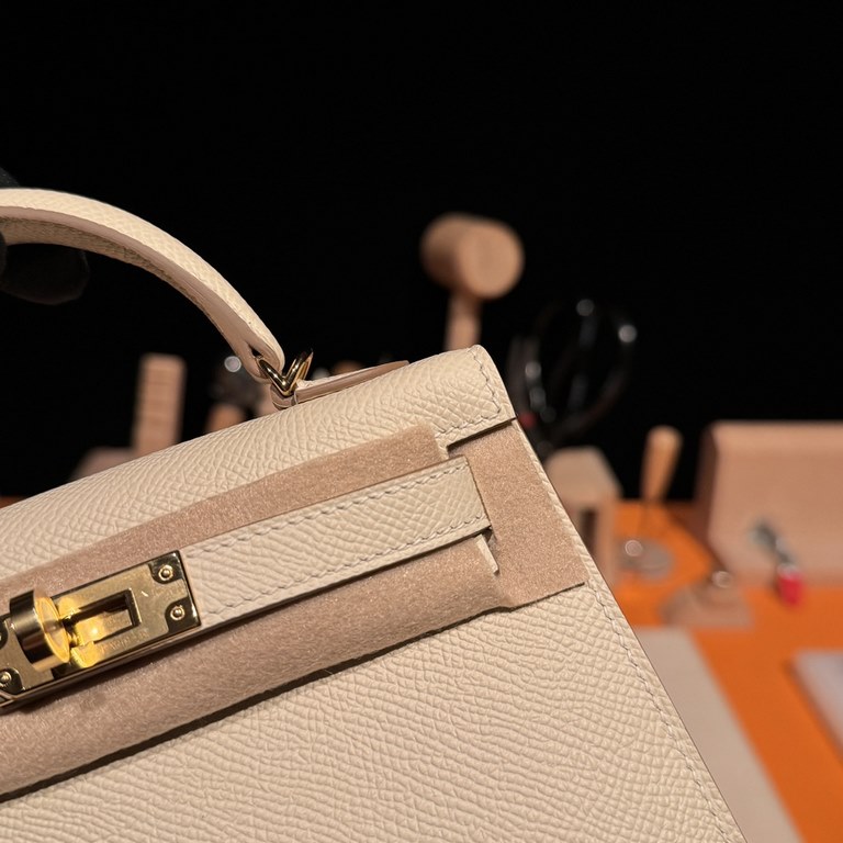 Hermes Kelly