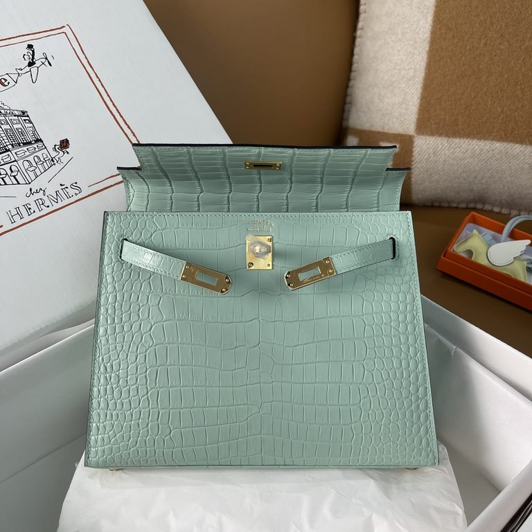 Hermes Kelly