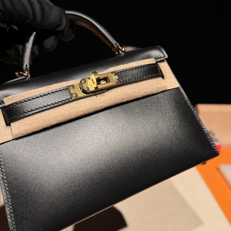 Hermes Kelly