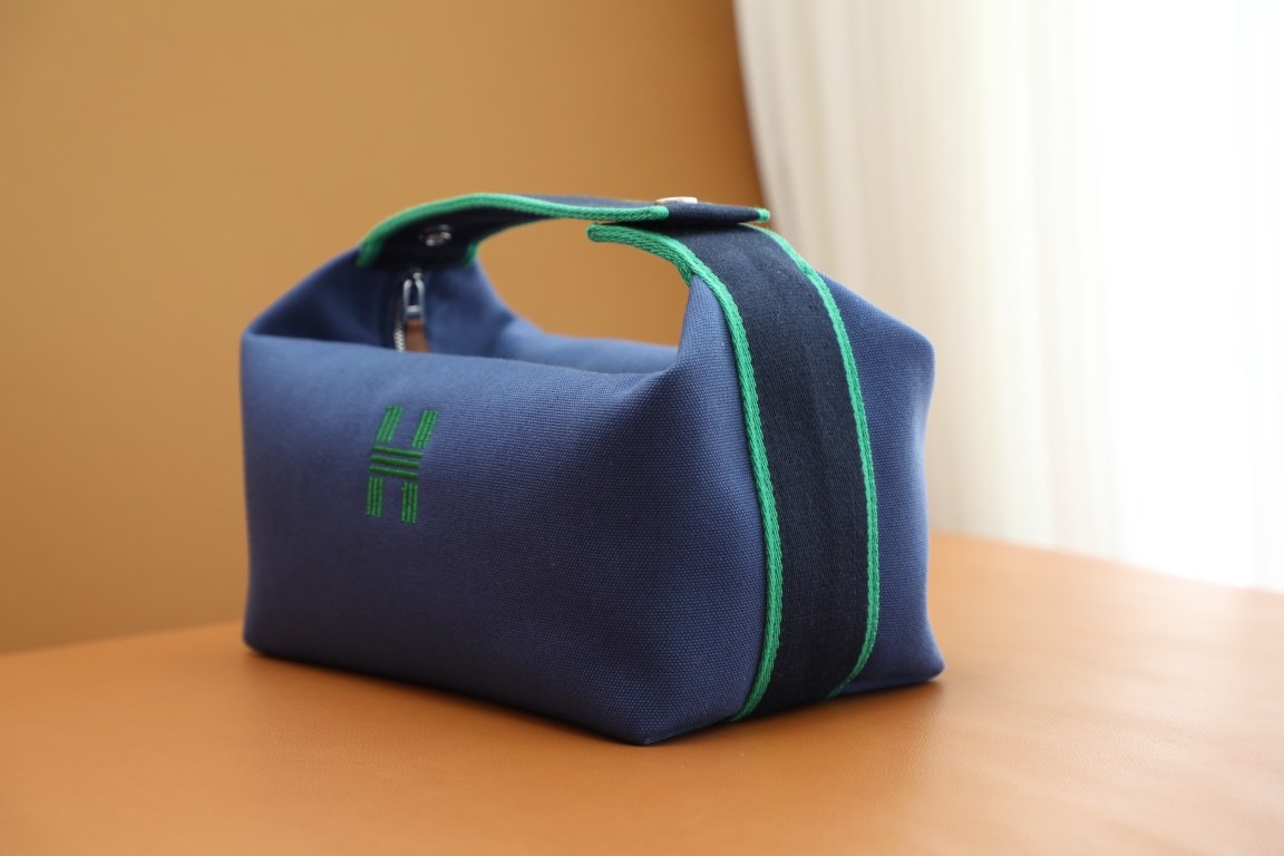 - -      Lunchbox Bag Canvas Deep Blue Detail Customized Real In stock;.