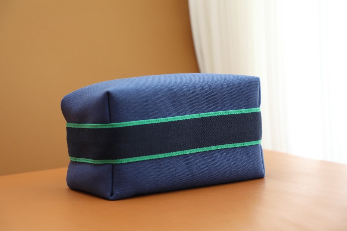 - -      Lunchbox Bag Canvas Deep Blue Detail Customized Real In stock;.