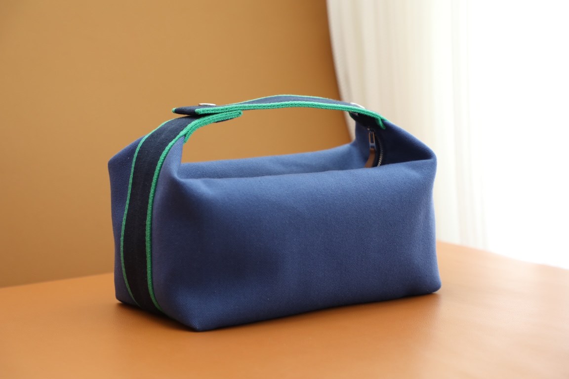 - -      Lunchbox Bag Canvas Deep Blue Detail Customized Real In stock;.