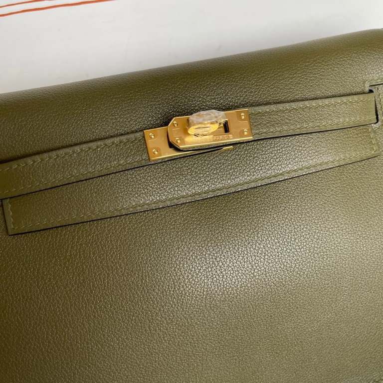 Hermes Kelly