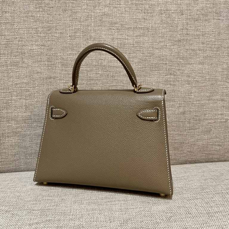 Hermes Kelly