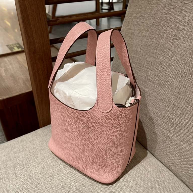 picotin lock vegetable basket 18, 3Q milkshake powder, handmade, French TC cowhide.Vegetable basket in recent years in the counter is also very buy, basically also go with the goods, out of the high rate of super high, b