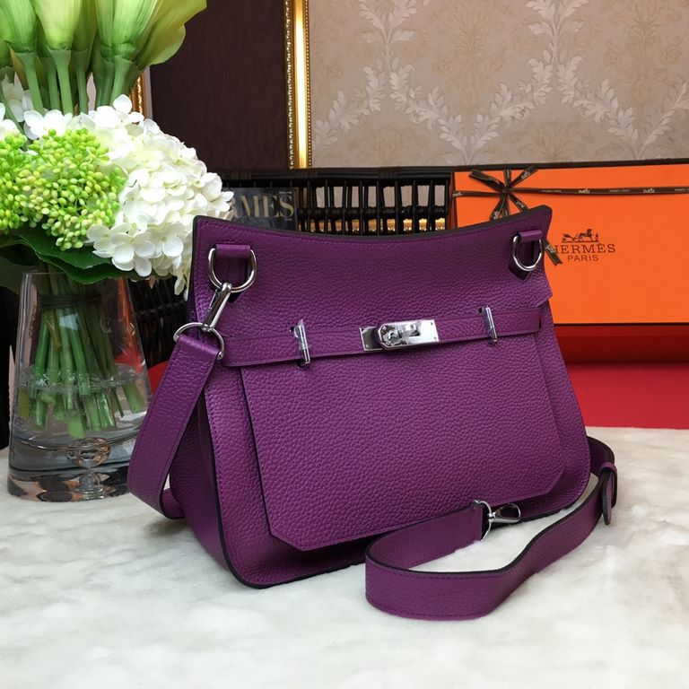 (  Jypsiere) Gypsy 28cm       ♀   ♀ original imported cowhide, special sheepskin lining and original hardware, very casual and young style, shoulder crossbody can be, the version is super good Oh [love] [love] Size 28cm 