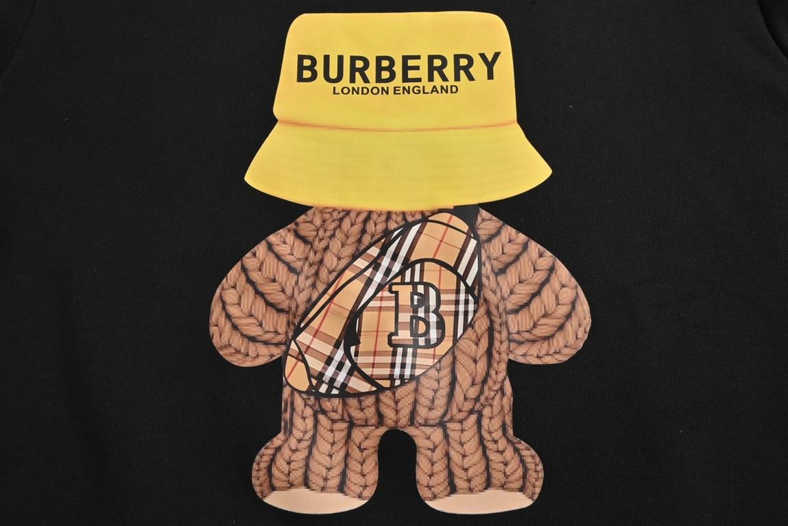 BurberryBurberry 23Fw satchel cartoon bear printed round neck sweaterFabrics using 400 grams of cotton, customized 32 thread, clothing two times at the wash, the fabric is comfortable and skin-friendly without strange fe