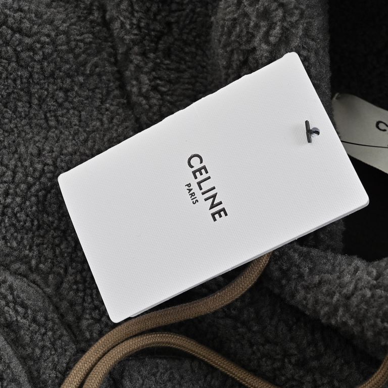 Celine 23Fw Lambswool Hooded Sweatshirt JacketThe highest version of the network exclusive ultra-high grams of lamb's wool fabric lined with composite cashmere warmth proper line embossed logo full of three-dimensional s