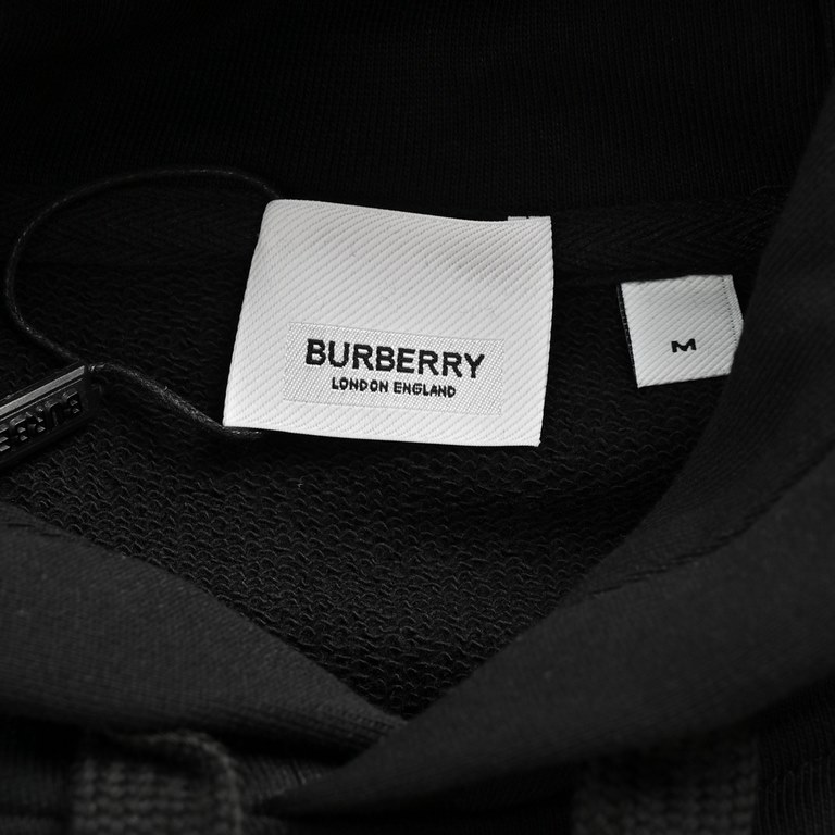 BurberryBurberry Thick Gum Letter Print Hooded SweatshirtThe use of 100% fixed weave 400g low elastic dust-free fine cotton fabric, each one is individually cut by hand, comfortable and handy, can be said to be how to we