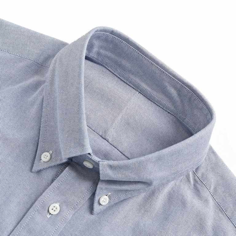 Thom BrowneThom Browne Pocket Embroidered ShirtThis elegant minimalist style is more able to reflect the specifications of this section with a sense of class, whether business, leisure, high street or daily wear, will ap