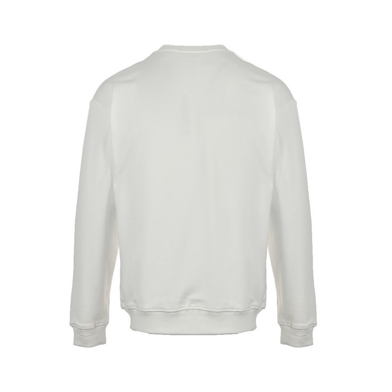 ChanelChanel 23Fw Ink Print Crew Neck SweatshirtMinimalist and sophisticated, yet highly wearable, this sweater features a small but delicate logo print that highlights the overall elegance of the piece. The relaxed OS f